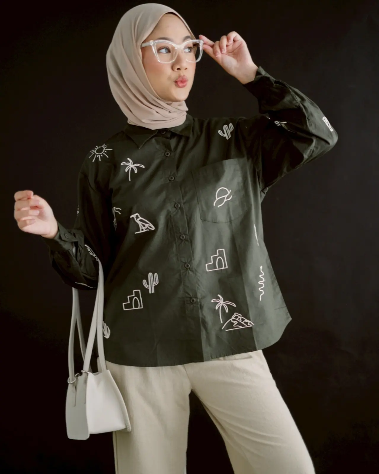 Alternative view of Zoeyna Shirt
