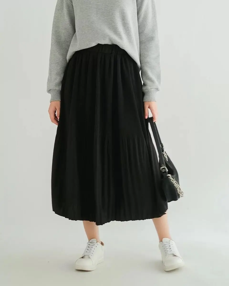 Alternative view of Rikani Skirt Kode V