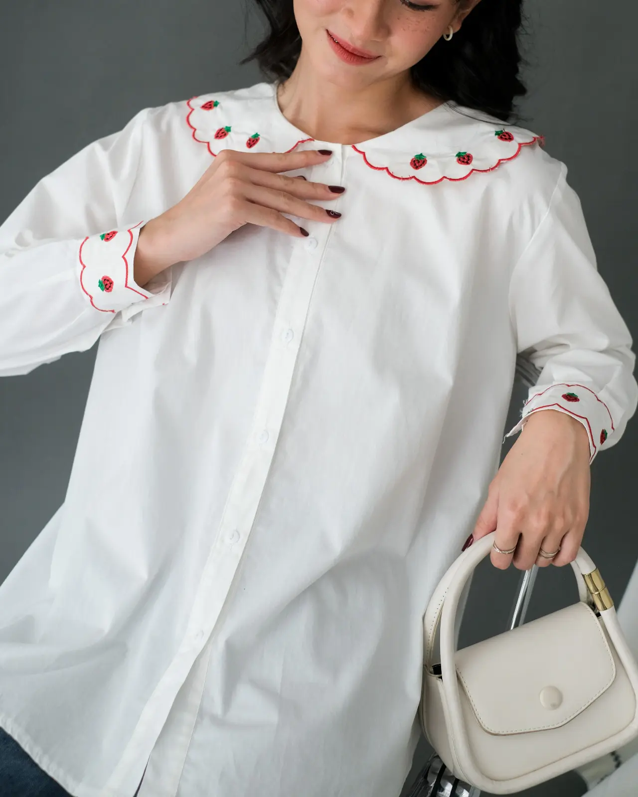 Strawberry Shirt Broken White foto 3