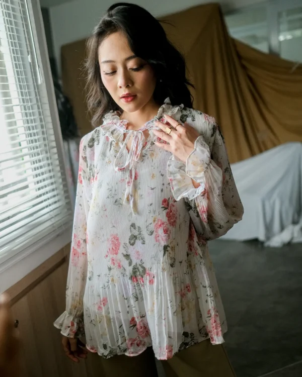 Qaisra Plisket Longsleeve foto 1