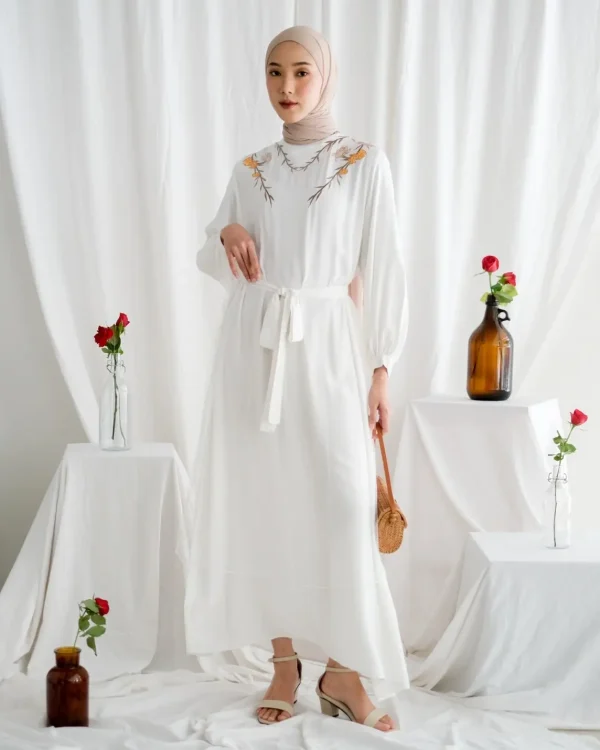 Ayura Longdress foto 3