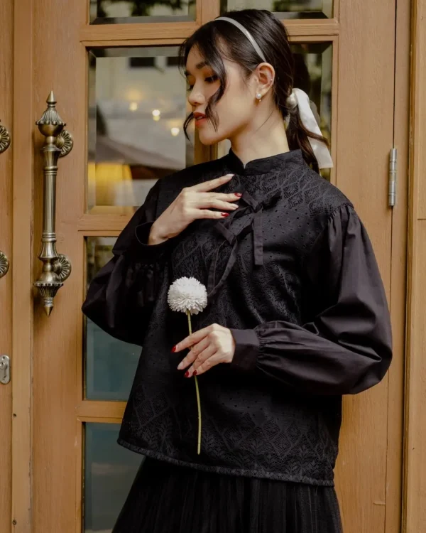 Belova Blouse foto 2
