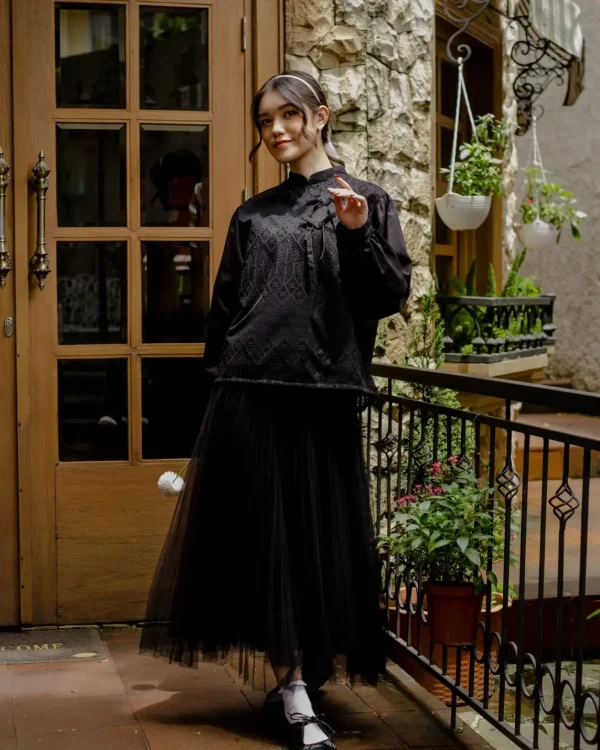 Belova Blouse foto 3
