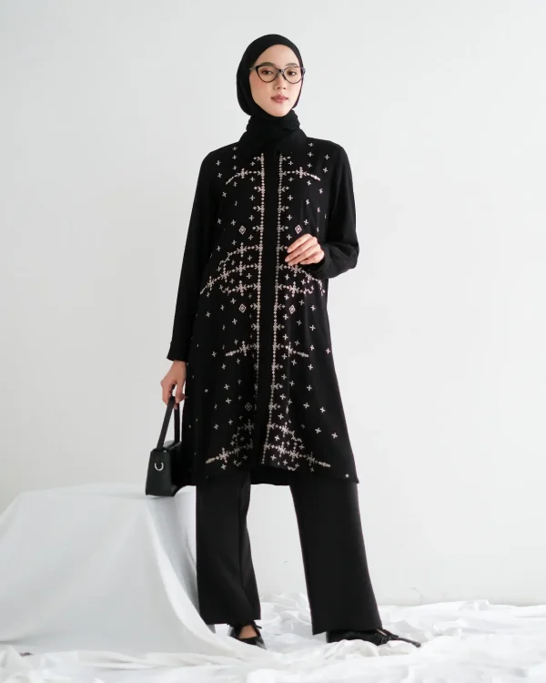 Kinayra Tunic foto 1