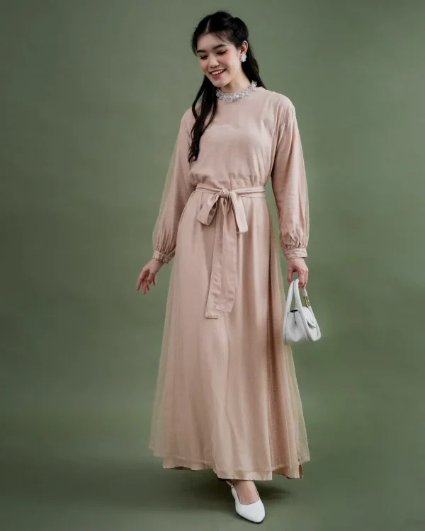 Liora Longdress foto 10