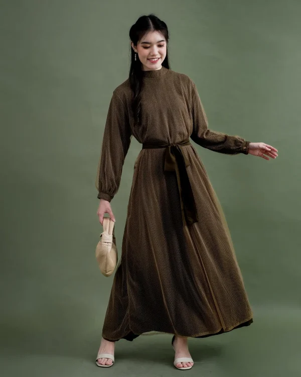 Liora Longdress foto 3