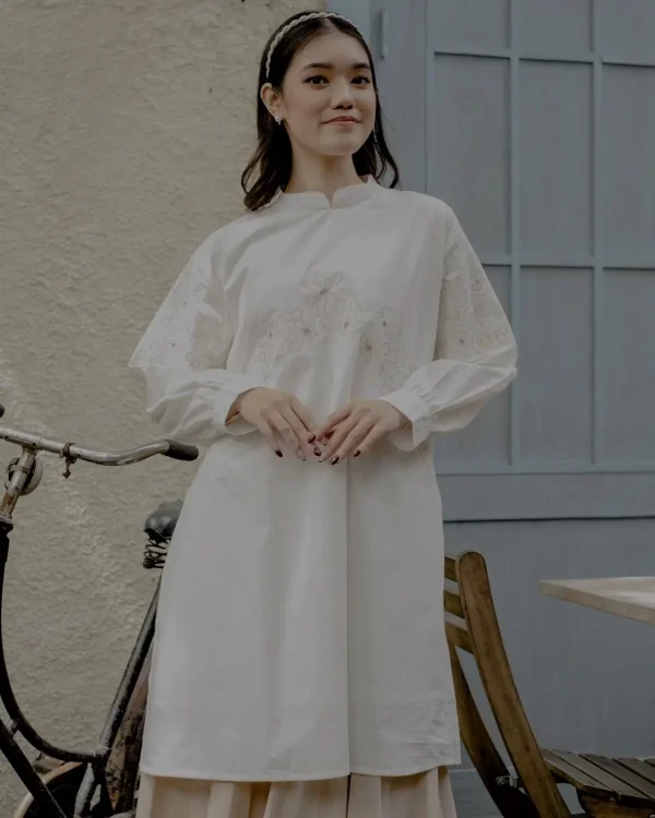 Shawvia Tunic foto 7