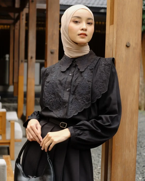 Beverly Shirt foto 1