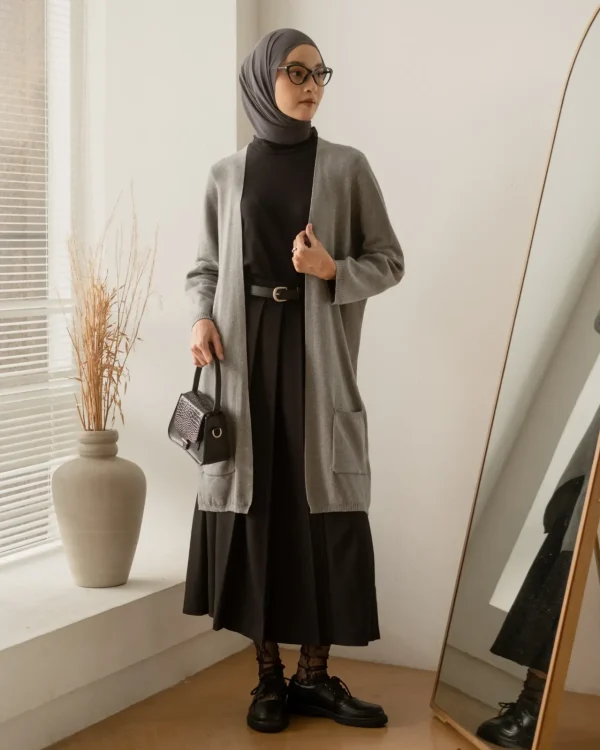 Shalone Cardi foto 11
