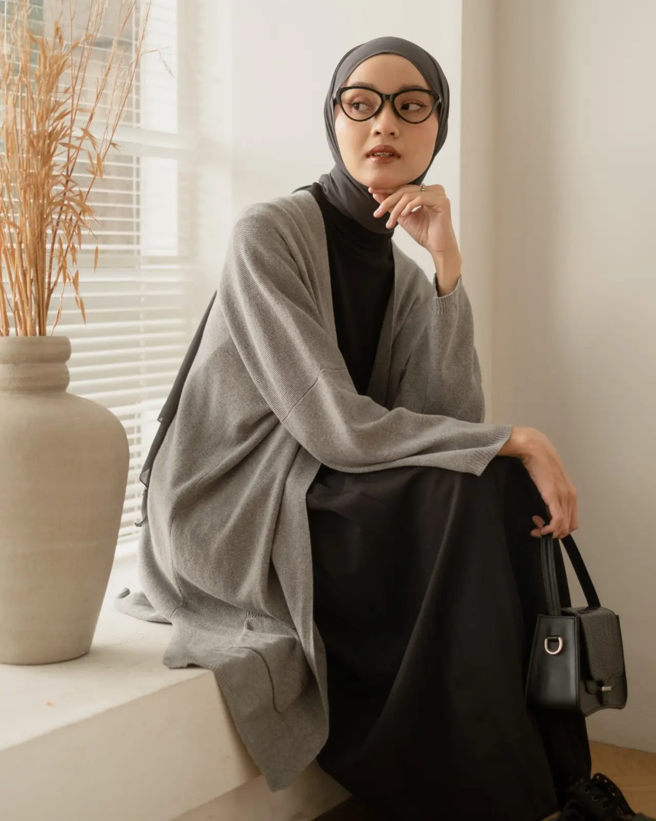 Shalone Cardi foto 13