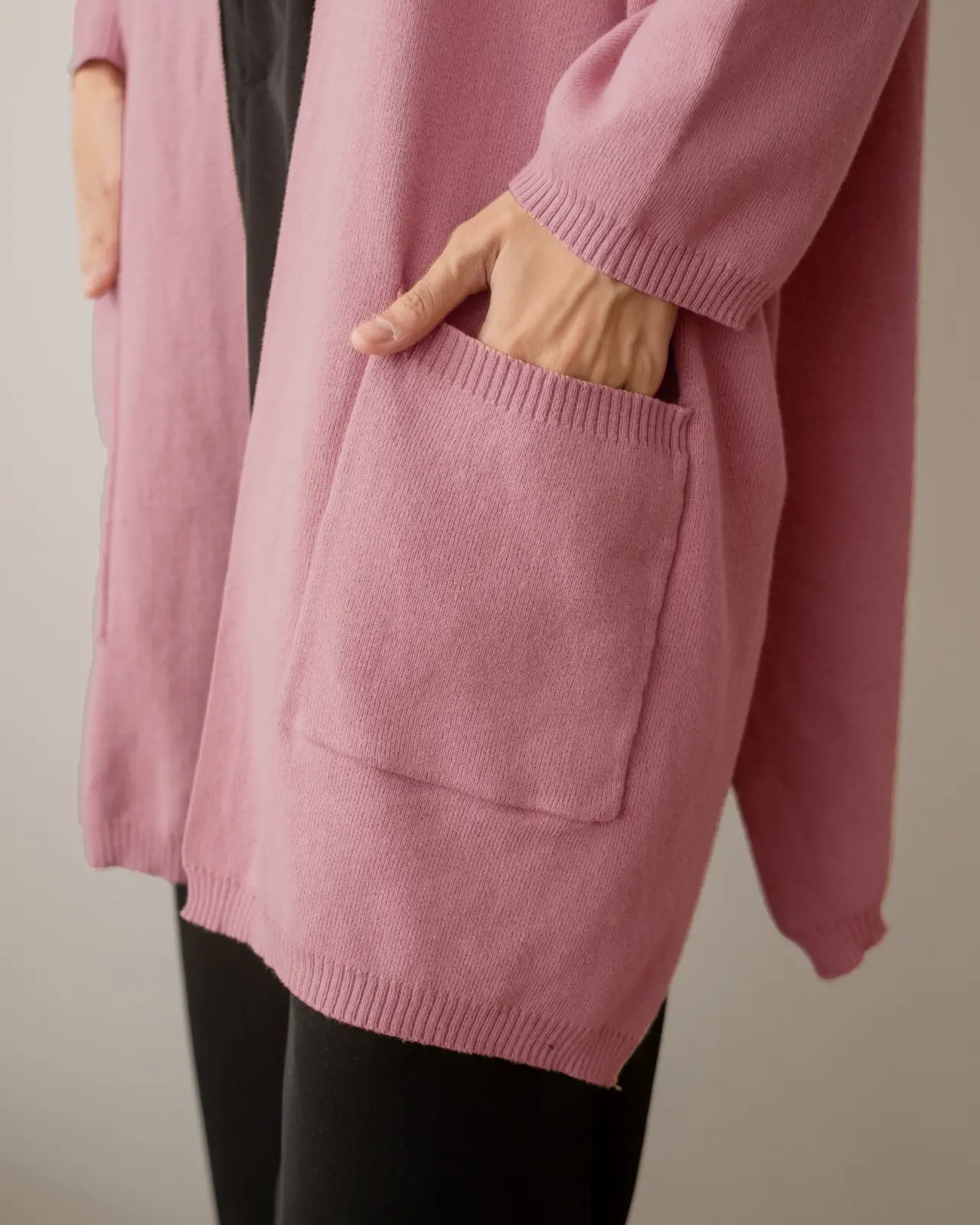 Shalone Cardi foto 15