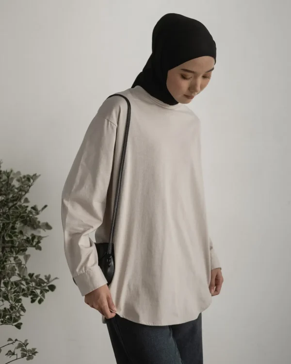 Farida Longsleeve foto 3