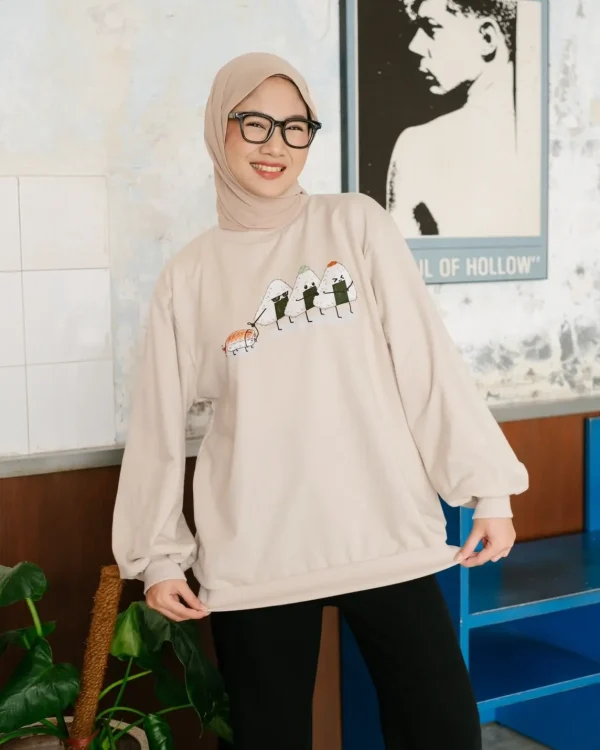 Onigiri Sweater Beig3 foto 2