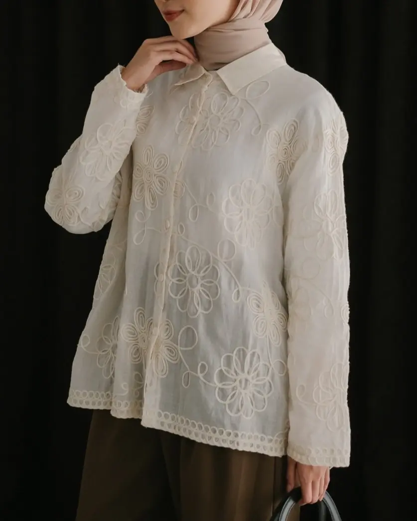 Uriana Shirt foto 7