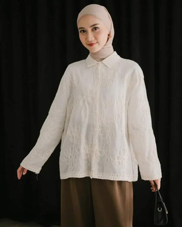 Uriana Shirt foto 5