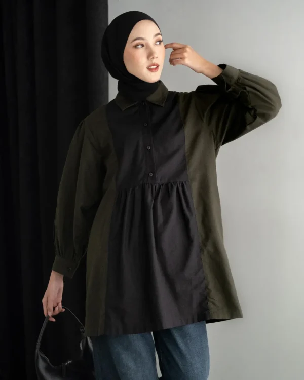 Nisrina Shirt foto 1