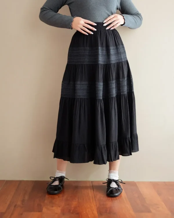 Utami Skirt foto 1
