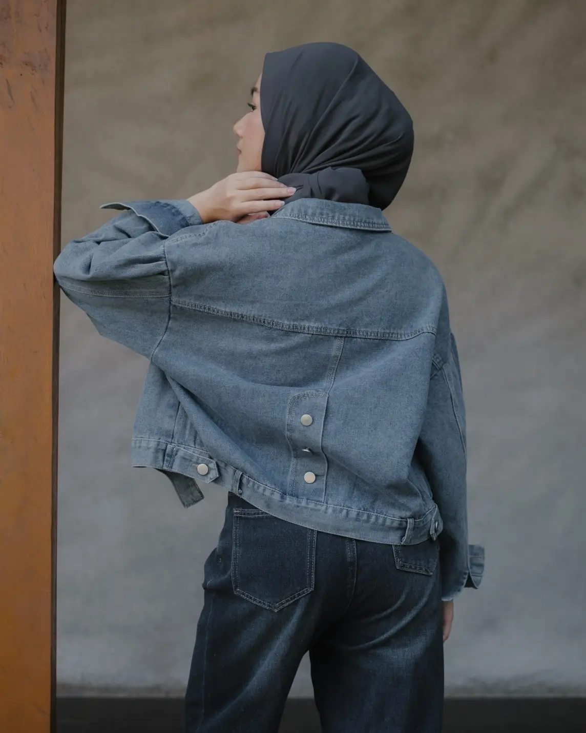 Daniya Denim Jacket foto 4