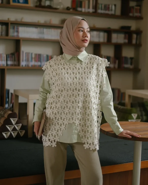 Calumia Vest foto 4