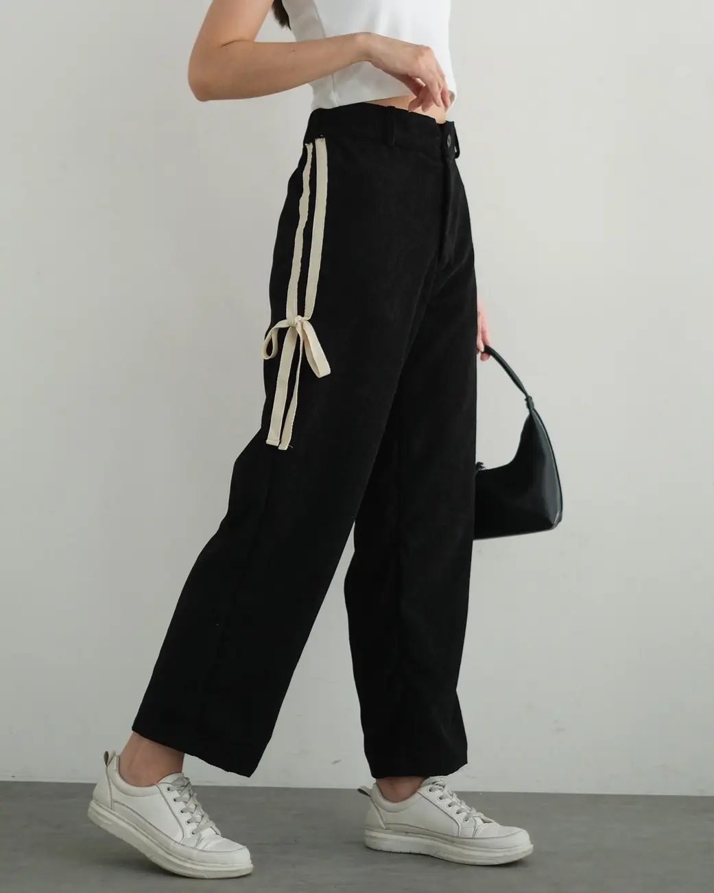 Dili Pants Black foto 4