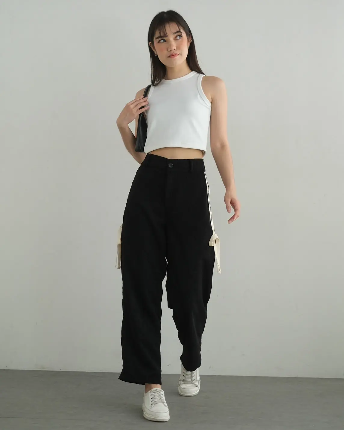Dili Pants Black foto 3