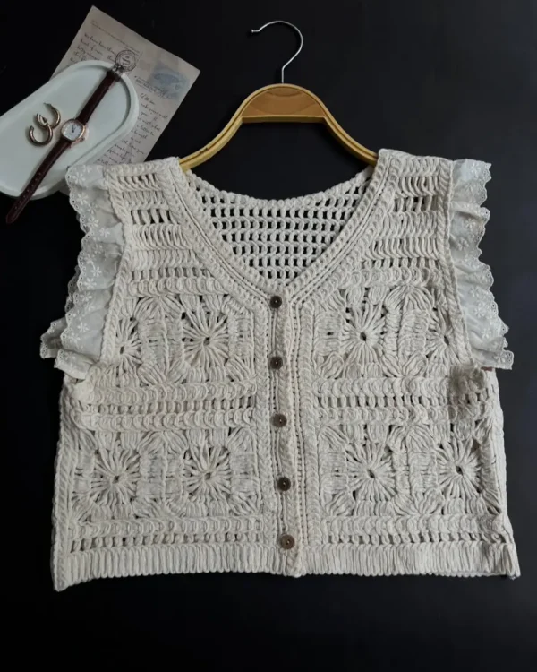 Neyza Vest foto 1