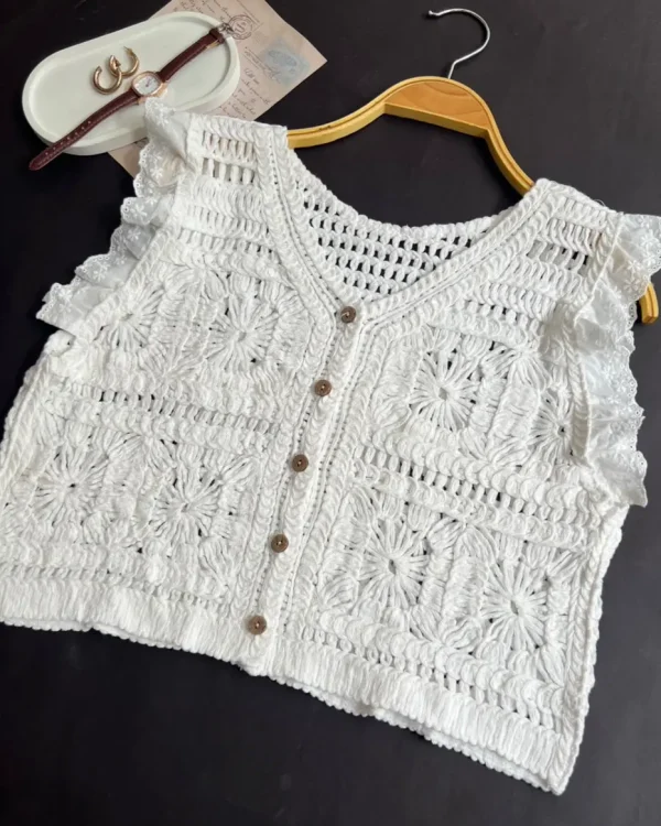 Neyza Vest foto 3