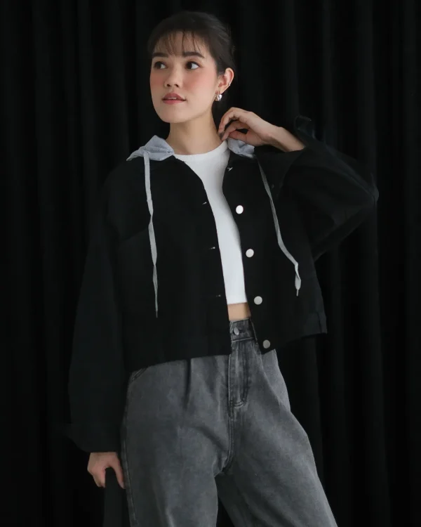 Unirka Denim Jacket foto 1