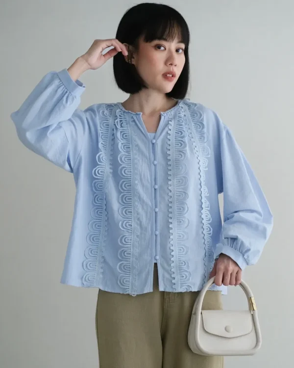 Karina Shirt foto 1