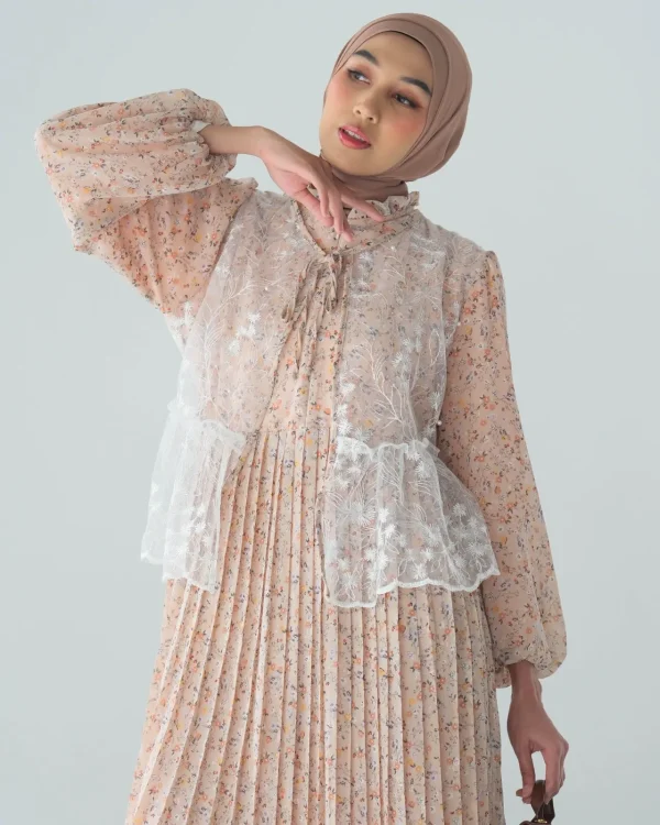 Adriel Maxi Dress foto 2