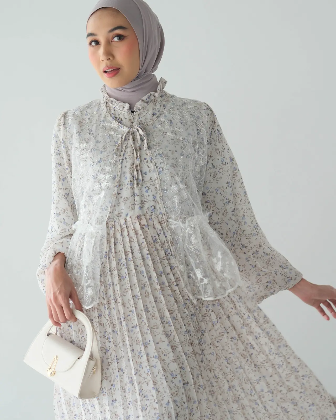 Adriel Maxi Dress foto 11
