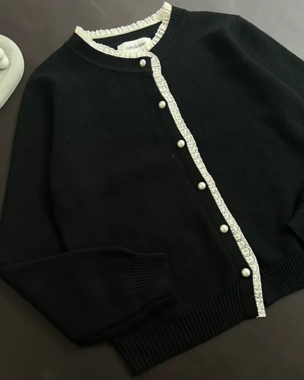 Iqala Cardi foto 1