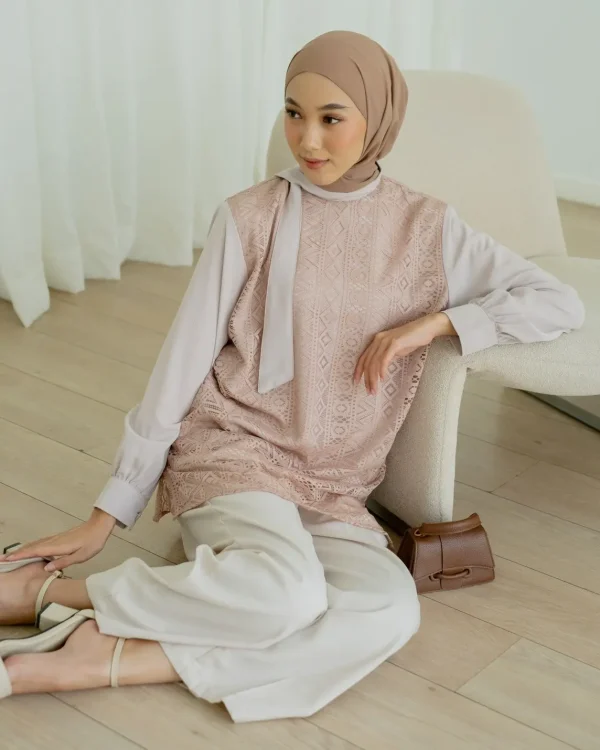 Tarisha Blouse foto 15