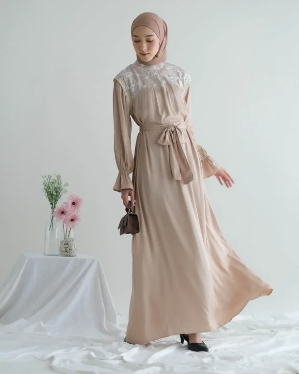 Atria Maxi Dress foto 5
