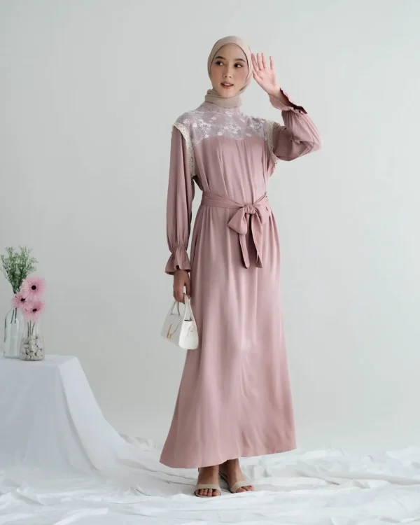 Atria Maxi Dress foto 8