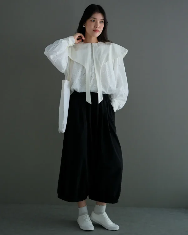 Rajiyah Shirt Broken White foto 2