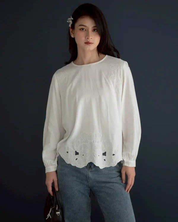 Charita Longleeve Broken White foto 2