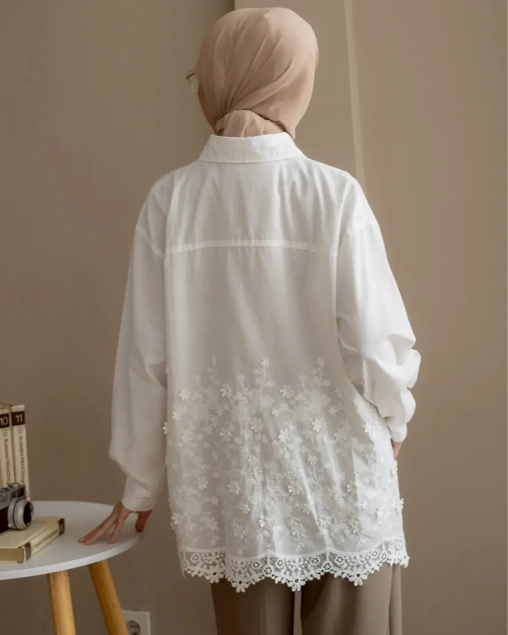 Joyce Shirt Broken White foto 4