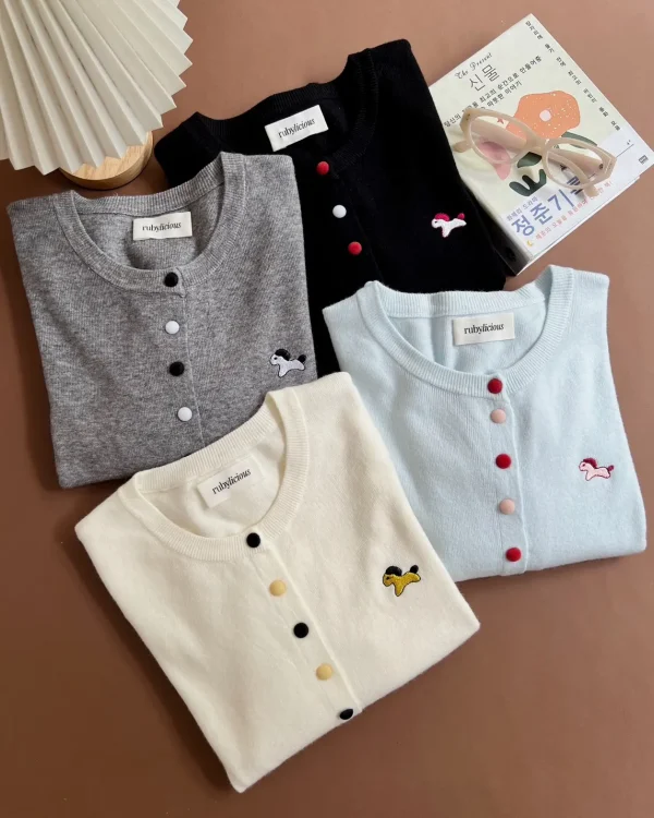 Adiva Cardi foto 3