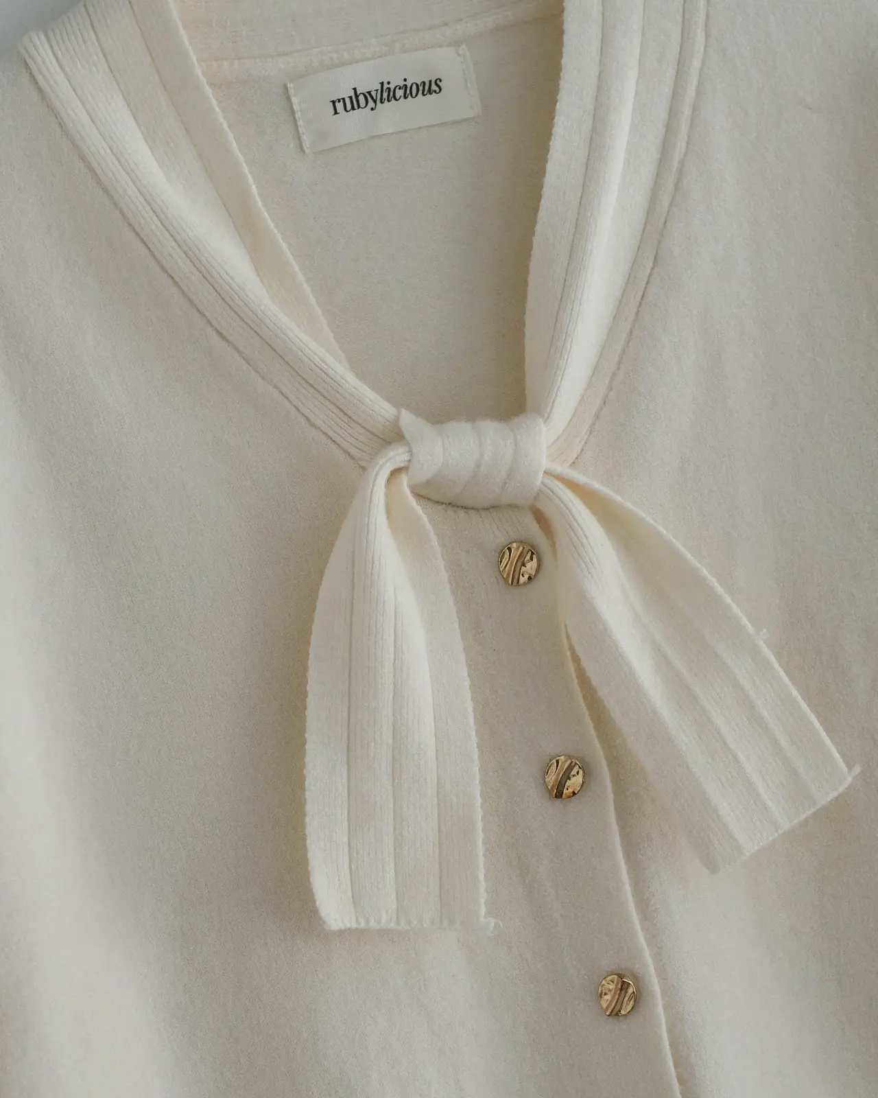 Qayuri Cardi foto 6