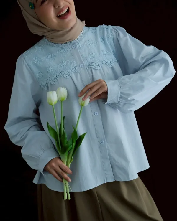 Novia Shirt foto 3