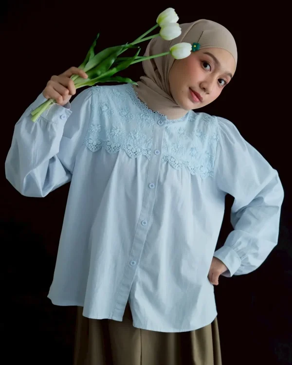 Novia Shirt foto 1