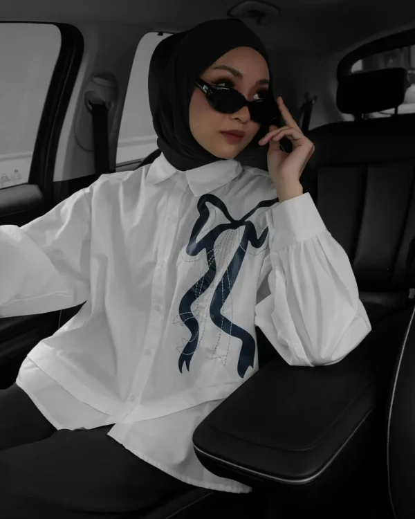 Laksmi Shirt foto 5