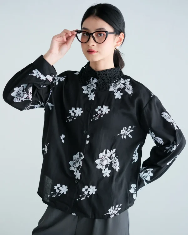 Iniya Shirt foto 1
