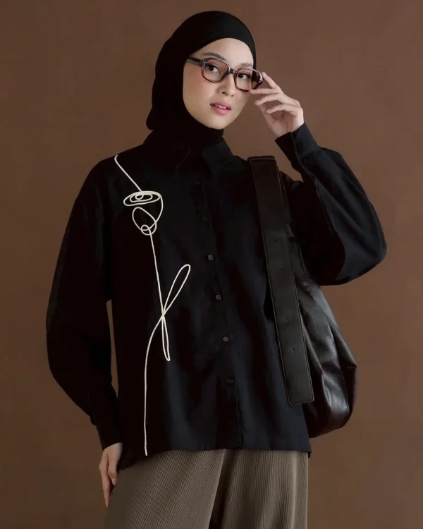Iftina Shirt foto 1