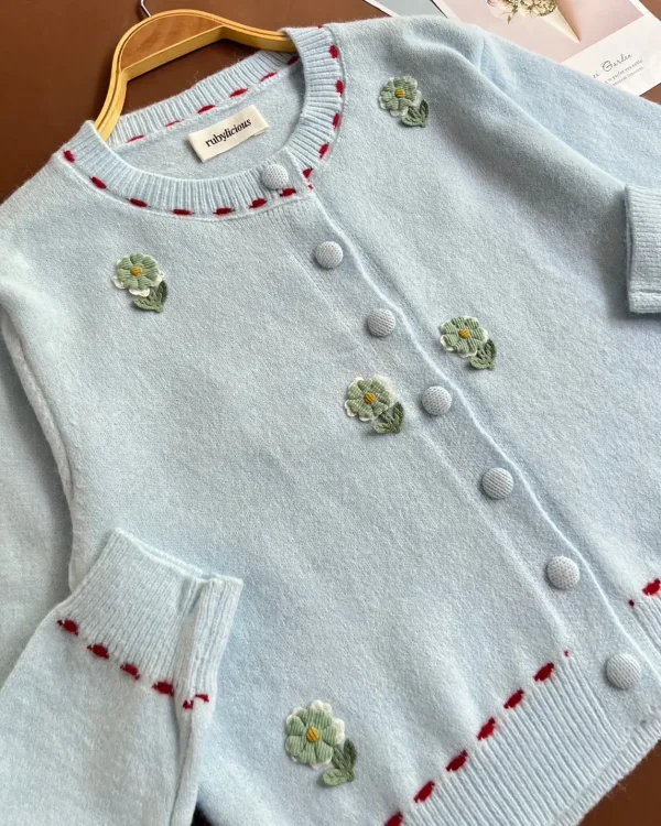 Hevya Cardi foto 2