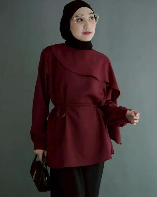 Blainn Blouse foto 1
