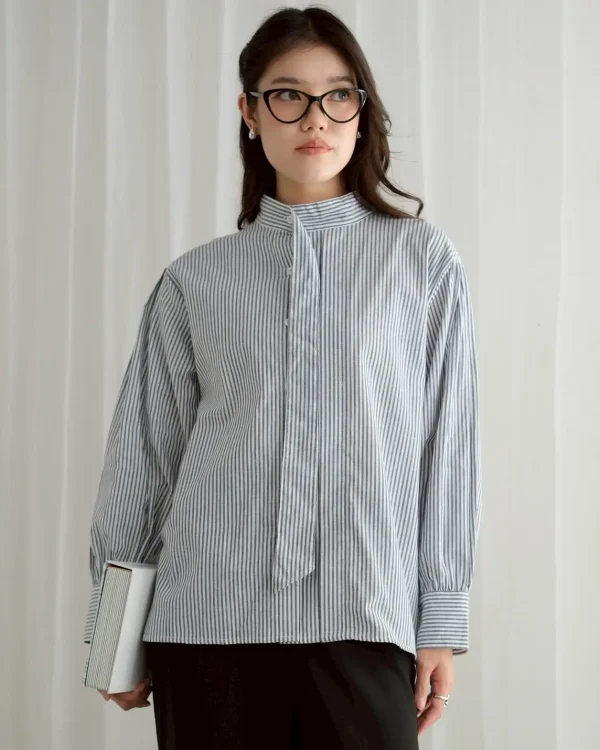 Arela Stripe Shirt Misty Black | Kemeja Stripe Katun Adem | Kemeja Kerja Santai foto 1