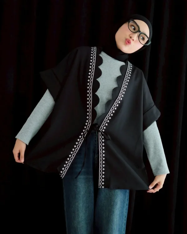 Snezha Vest foto 8
