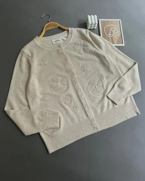 Xireya Cardi foto 1